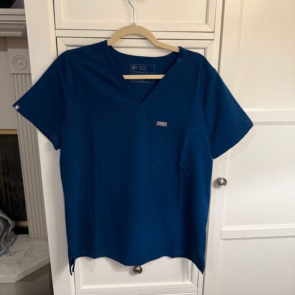 FIGS Deep Reef Limited Color - Catrina One-Pocket Scrub Top MEDIUM